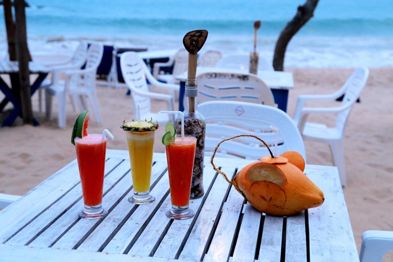 Golden Surfer Beach Hotel Tangalle Exterior foto